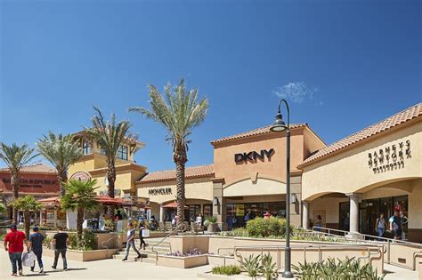 premium outlet mall palm springs